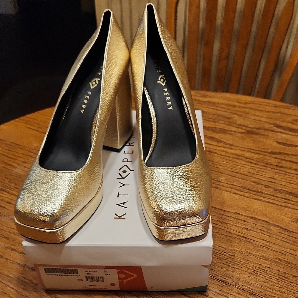 Katy Perry Collections Metallic Gold Block Platform Pumps